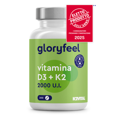 Una bottiglia di gloryfeel Italia Vitamina D3 K2 2000 UI con un'audace scritta rossa "Eletto Prodotto dell'Anno 2025" in alto a destra, realizzata con il carattere Raleway per un look moderno, ideale per qualsiasi menu di integratori per la salute.